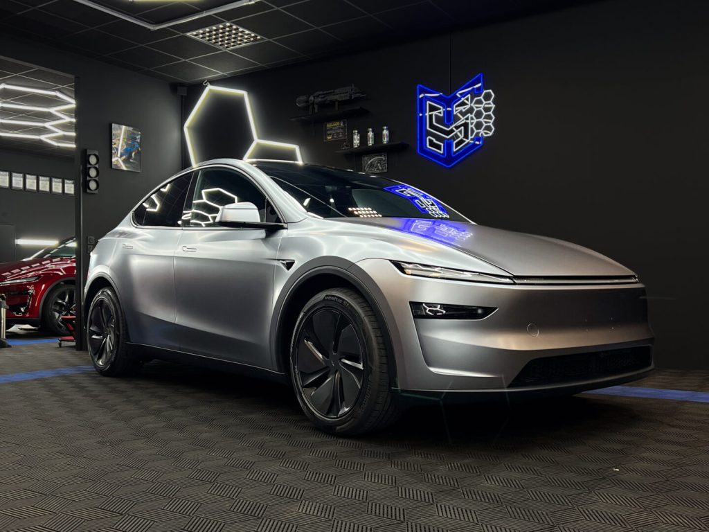 Tesla Model Y Juniper avec PPF satiné intégral dans le Val-d’Oise